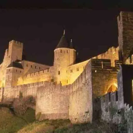 La Maison Rue Nadaud, Au Pied Des Remparts Nyaraló Carcassone