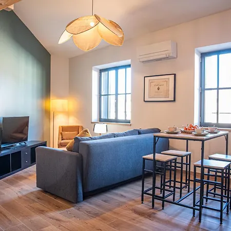 La Maison Rue Nadaud, Au Pied Des Remparts * Καρκασόν